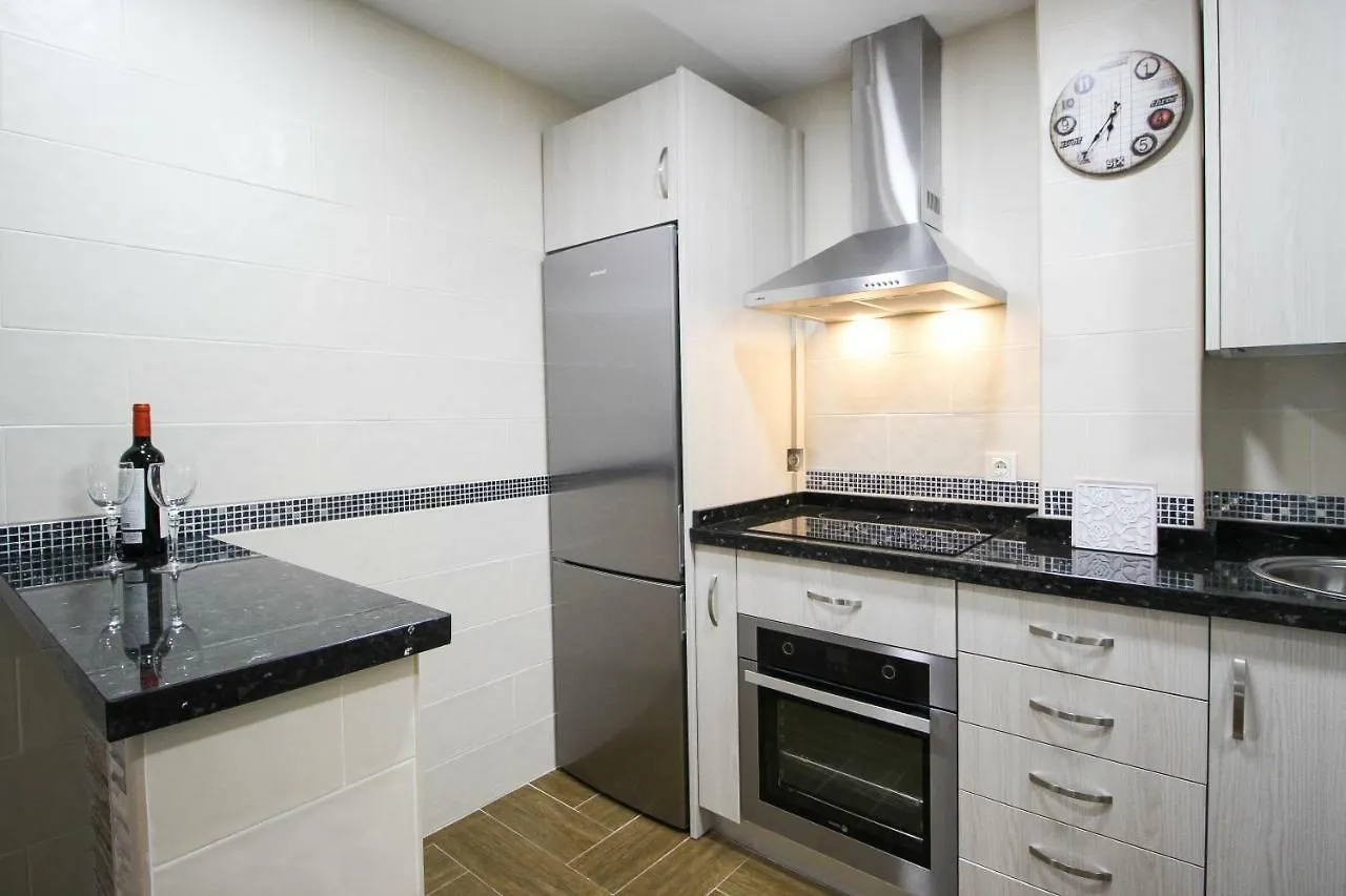Appartement Palacios 6, Nuevo, Playa, Barrio Tranquilo, Todos Los Servicios, Pa Málaga