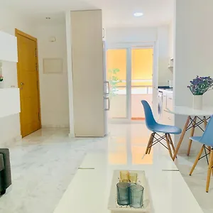 Homely Parras Con Terraza Apartamento Málaga