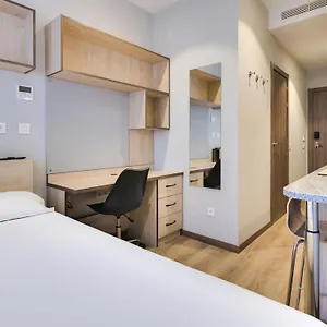 Livensa Living Feria - Sk Hostal Málaga